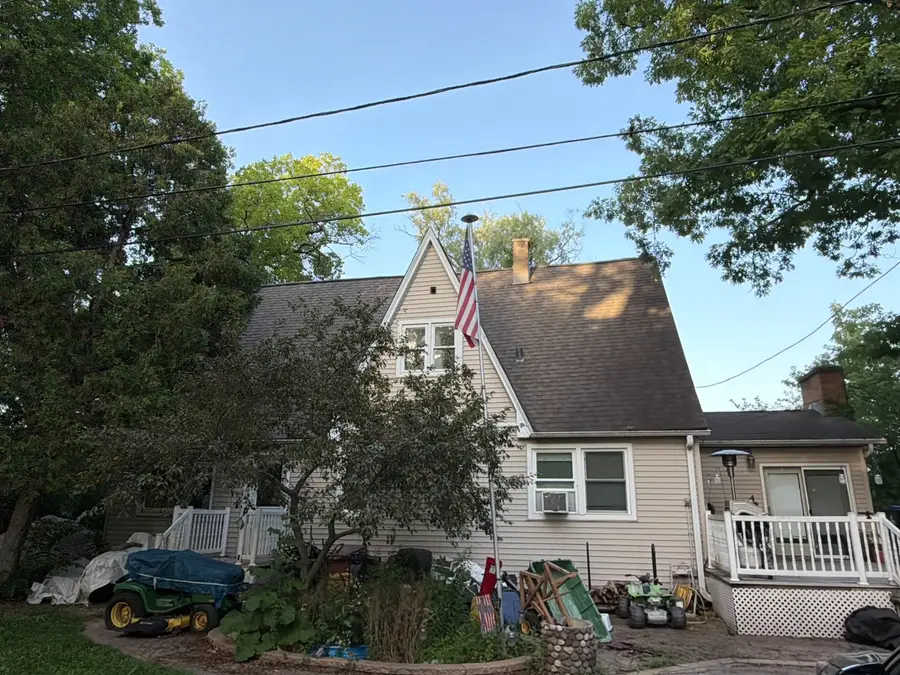 922 Valley Avenue, McHenry, IL 60051 - #2
