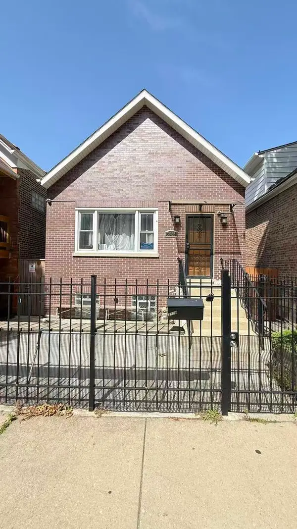 3538 S Honore Street, Chicago, IL 60609