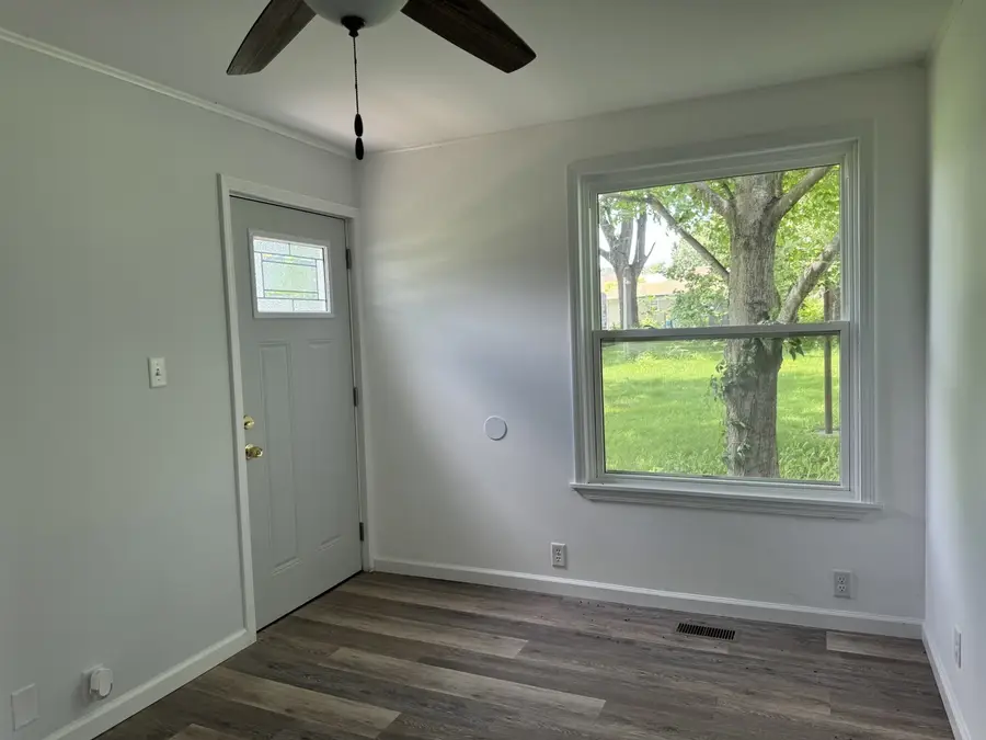 101 N Vermillion Street, Troy Grove, IL 61372 - #2