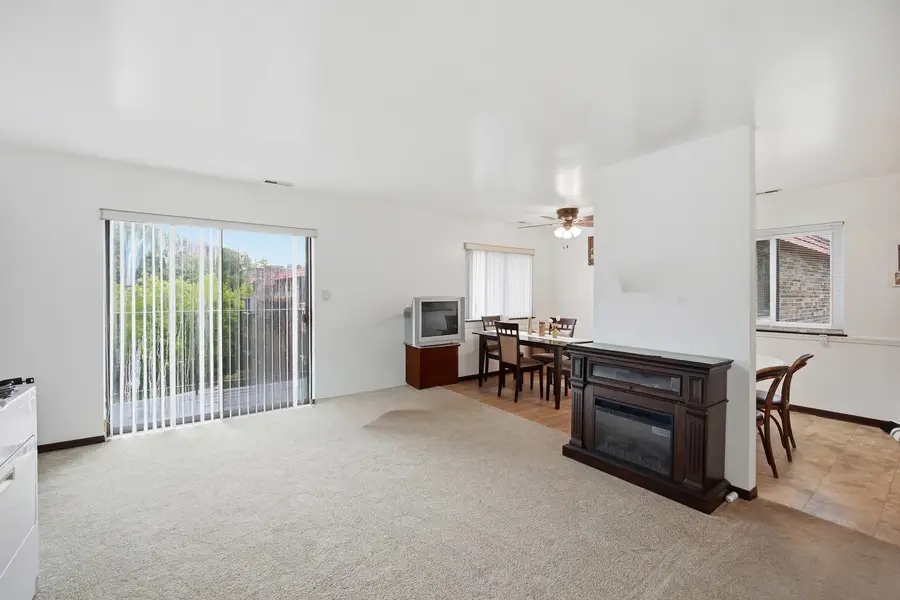 1791 W Algonquin Road #3A, Mount Prospect, IL 60056 - #3