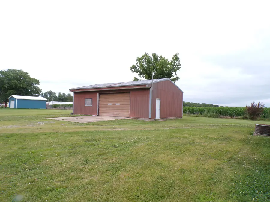 3632 State Route 13/127 Route, Pinckneyville, IL 62274 - #2