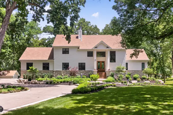 41W438 Barlow Drive, St. Charles, IL 60175