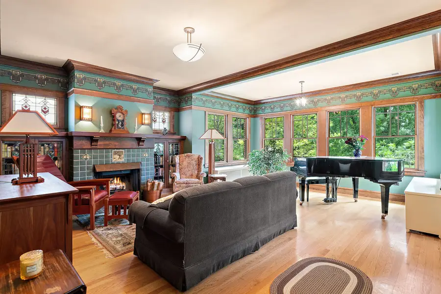 2948 W Wilson Avenue, Chicago, IL 60625 - #3