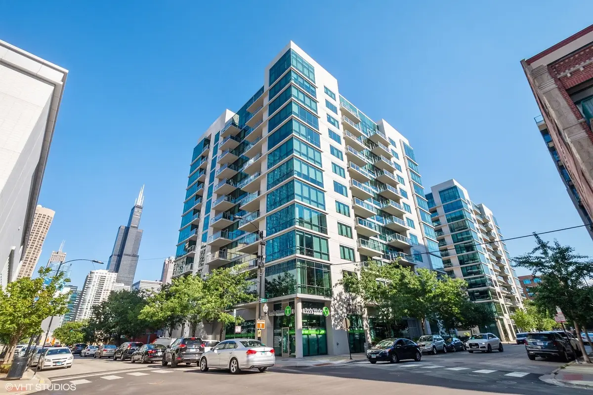 Address Withheld By Seller, Chicago, IL 60607 - #1