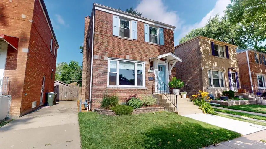 4156 Elm Avenue, Brookfield, IL 60513 - #2