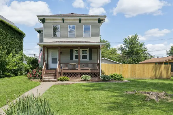 526 4th Avenue S, Clinton, IA 52732