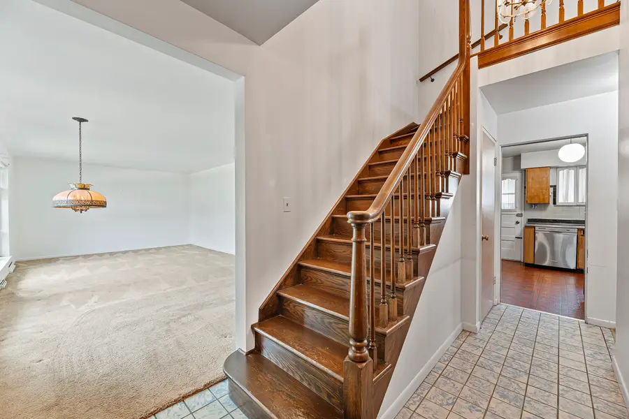 9701 Kedvale Avenue, Skokie, IL 60076 - #2
