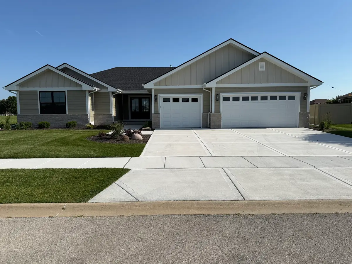 974 Tall Grass Lane, Manteno, IL 60950 - #1