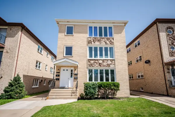 7942 W Addison Street #1, Chicago, IL 60634