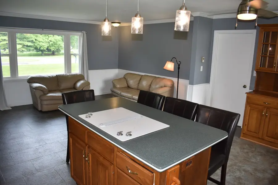124 Hislop Drive, Cissna Park, IL 60924 - #3