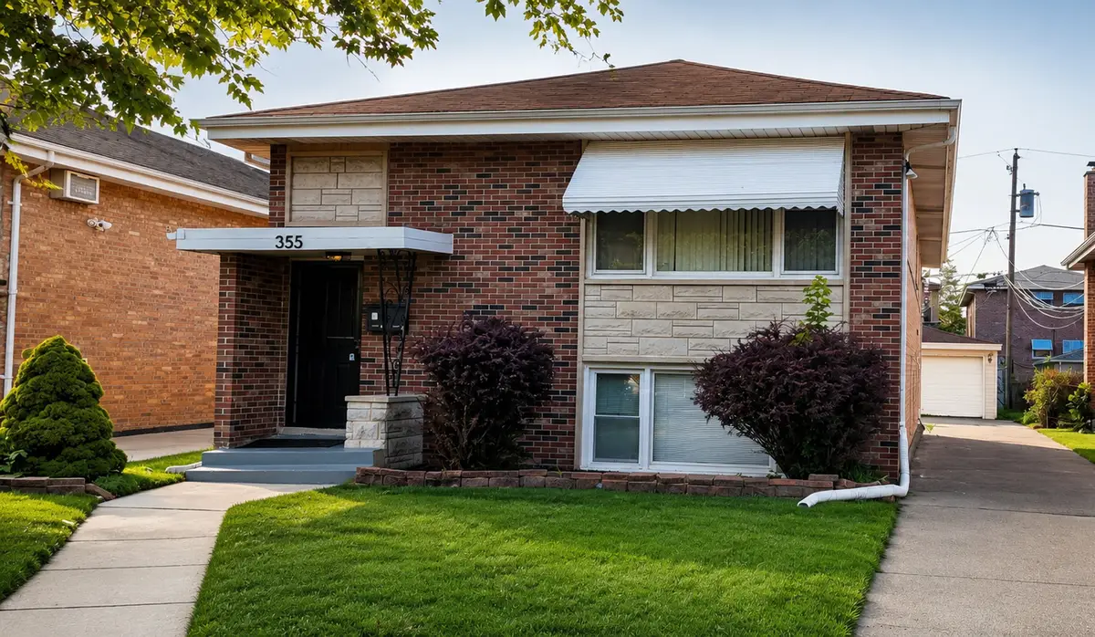 355 Luella Avenue, Calumet City, IL 60409 - #1