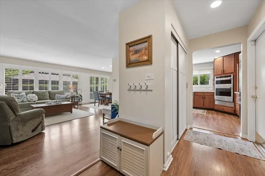 4017 Carousel Drive, Northbrook, IL 60062 - #3