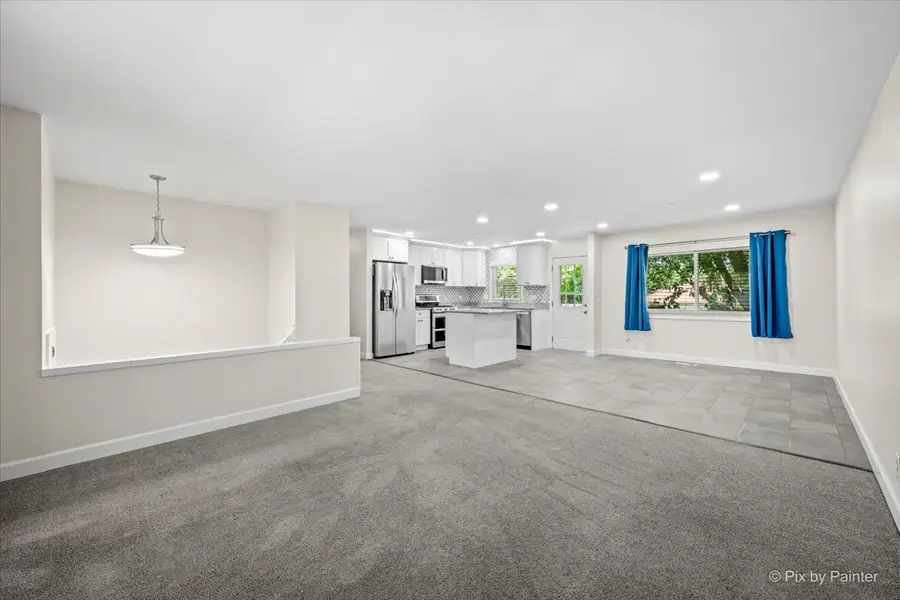 809 Stowell Avenue, Streamwood, IL 60107 - #3