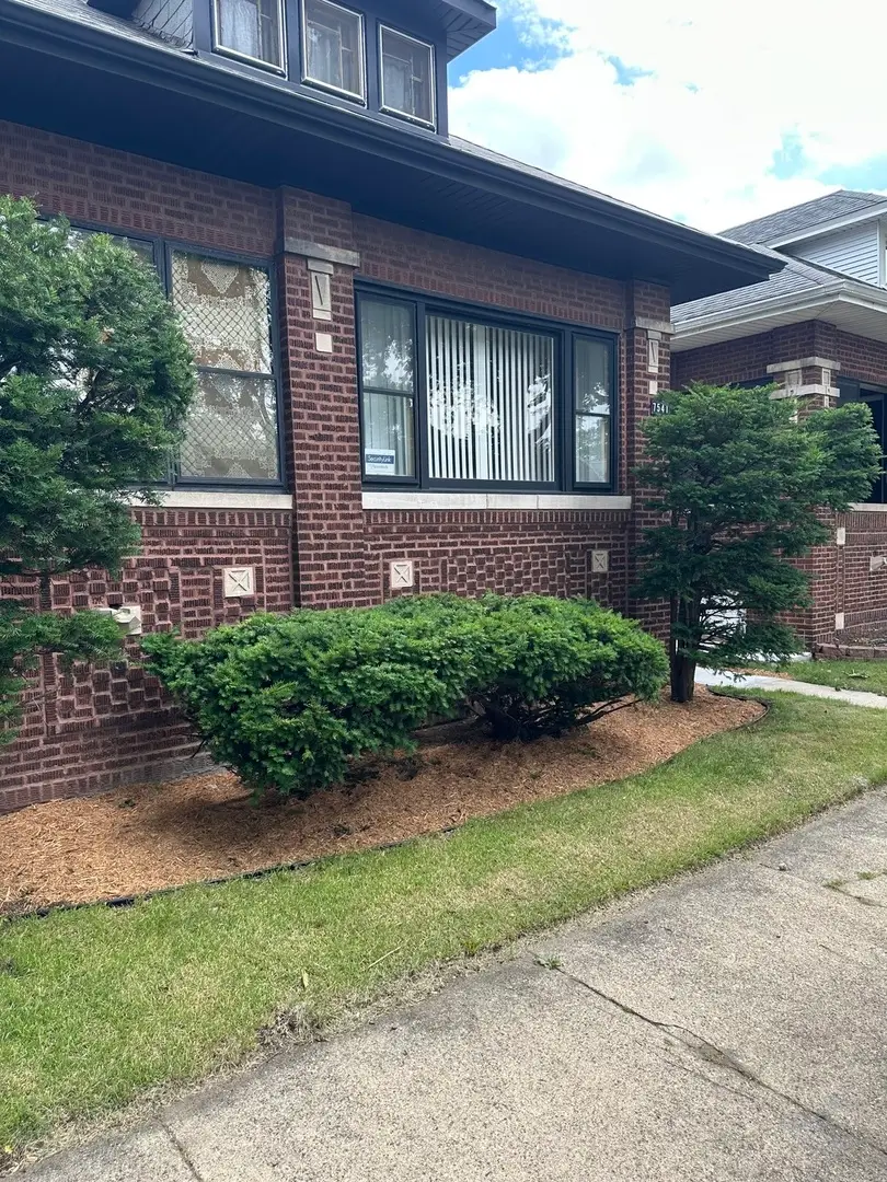 7541 S Merrill Avenue, Chicago, IL 60649 - #1