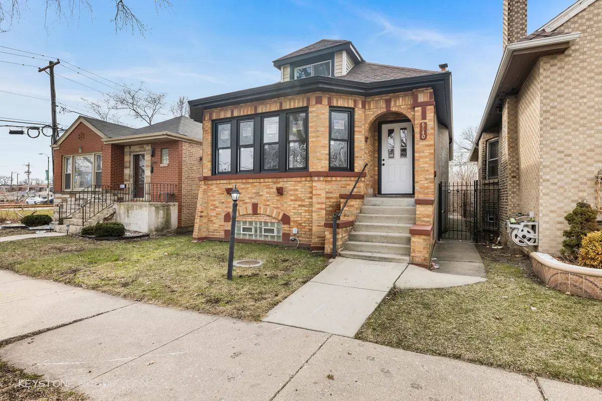 8640 S Blackstone Avenue, Chicago, IL 60619 - #1