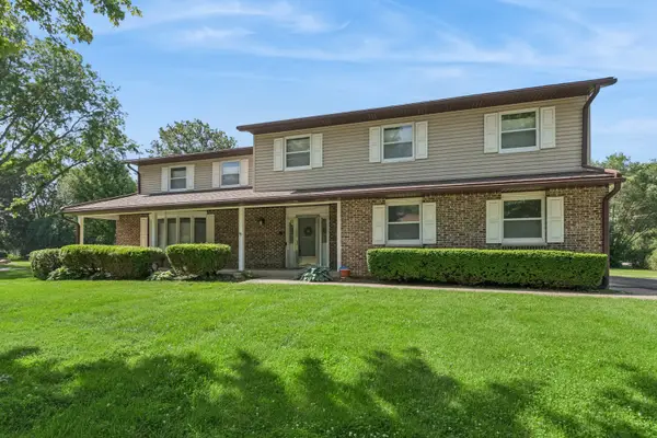 5017 Kenneth Drive, Crystal Lake, IL 60014