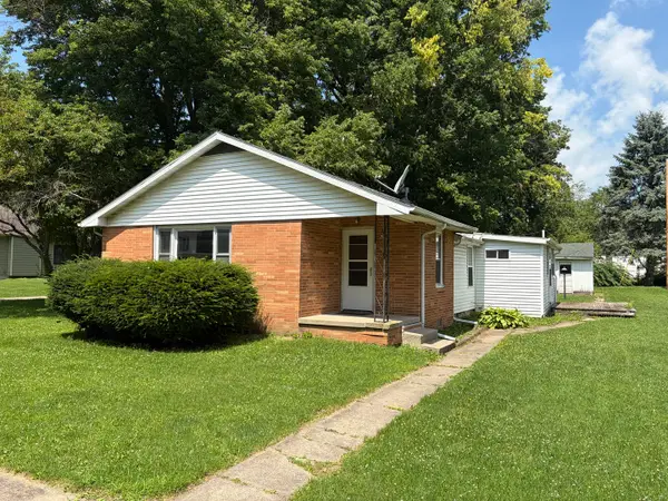 206 SW 6th Street, Atlanta, IL 61723