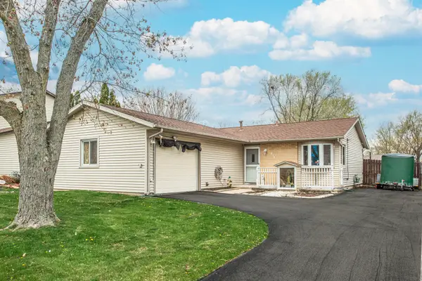 810 Oakton Avenue, Romeoville, IL 60446