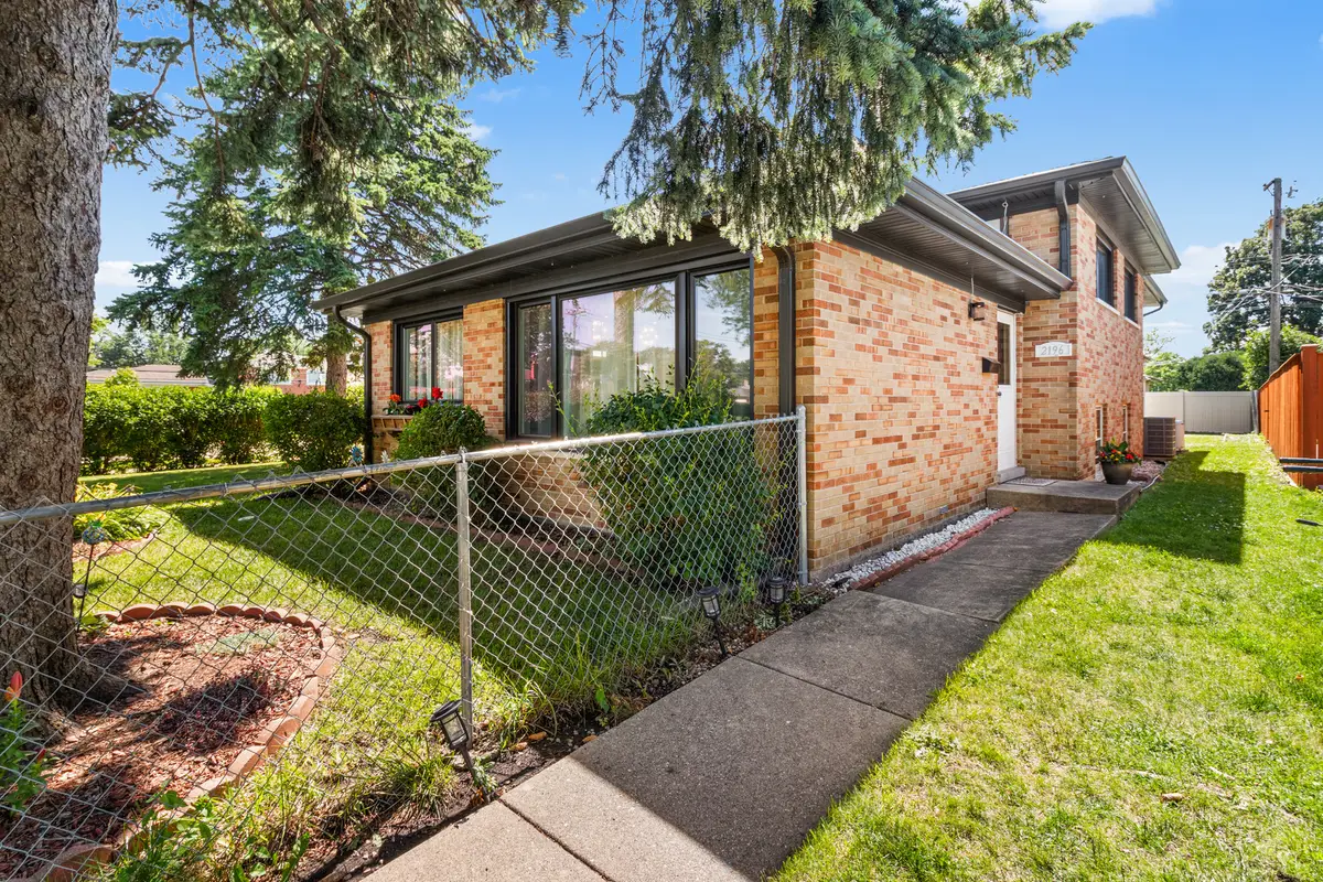 2196 Spruce Avenue, Des Plaines, IL 60018 - #1