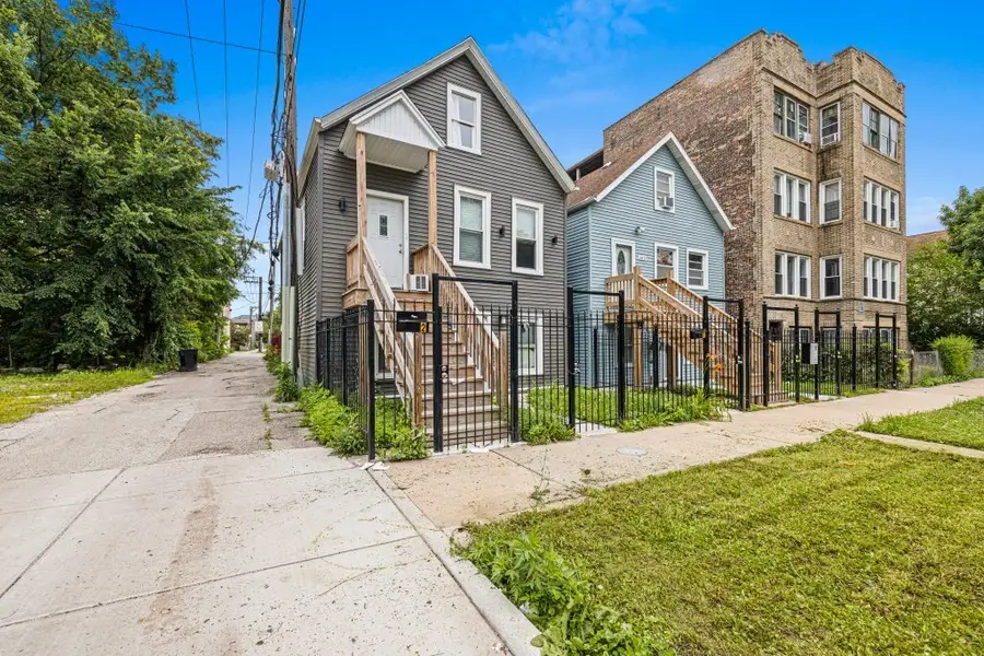 1615 S Komensky Avenue, Chicago, IL 60623 - #3