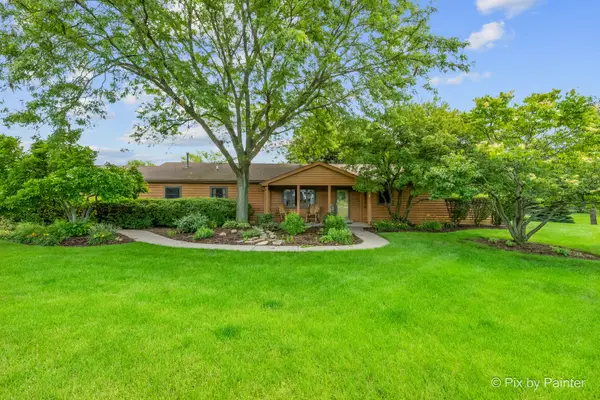 2116 N Pebble Drive, McHenry, IL 60051