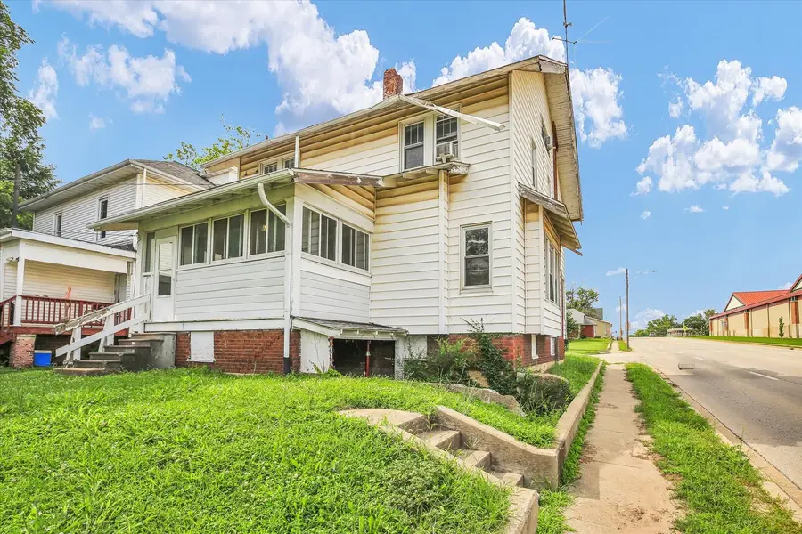 1305 W Macon Street, Decatur, IL 62522 - #3