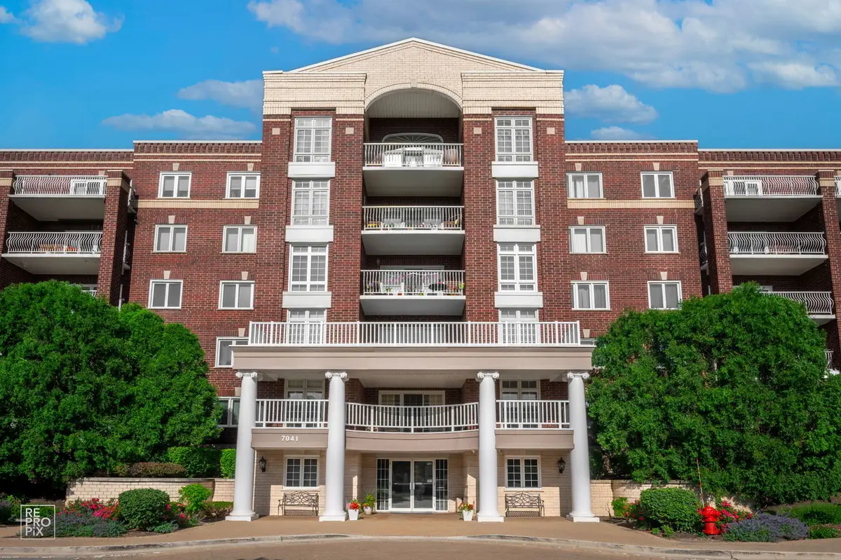7041 W Touhy Avenue #406, Niles, IL 60714 - #1