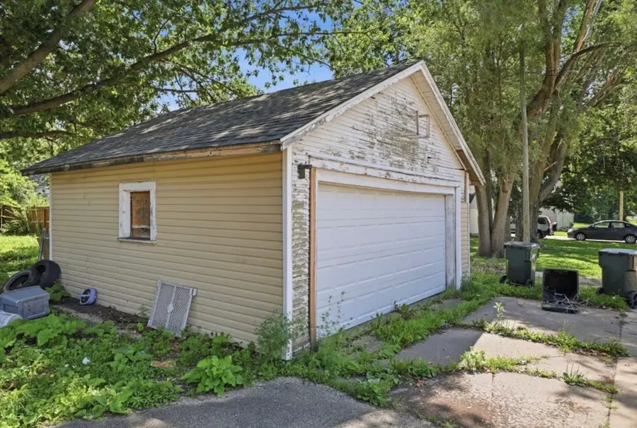711 5th Avenue, Sterling, IL 61081 - #3