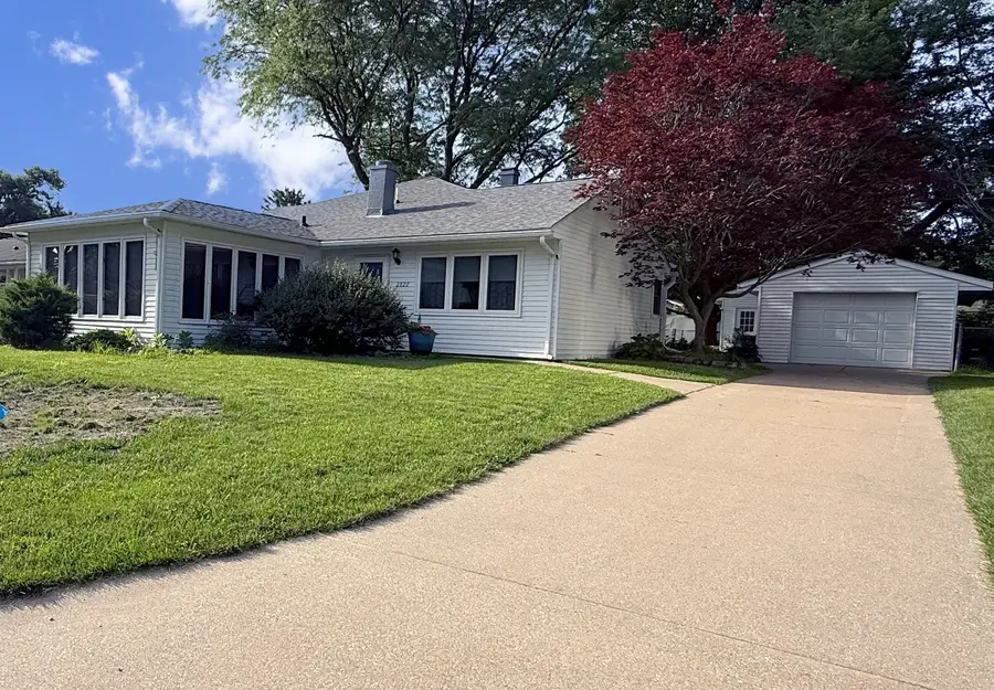 2822 28th Avenue, Rock Island, IL 61201 - #2