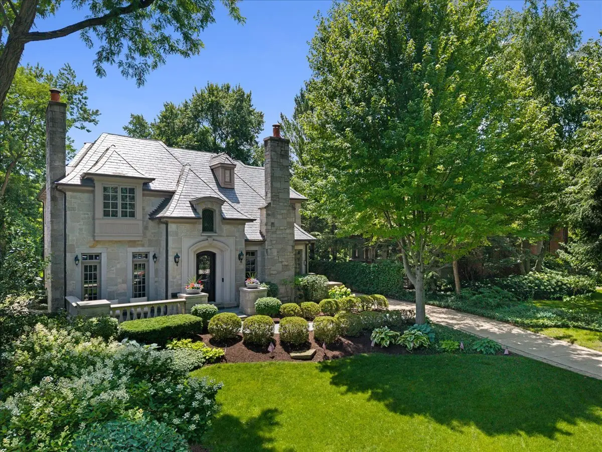654 Pine Street, Winnetka, IL 60093 - #1
