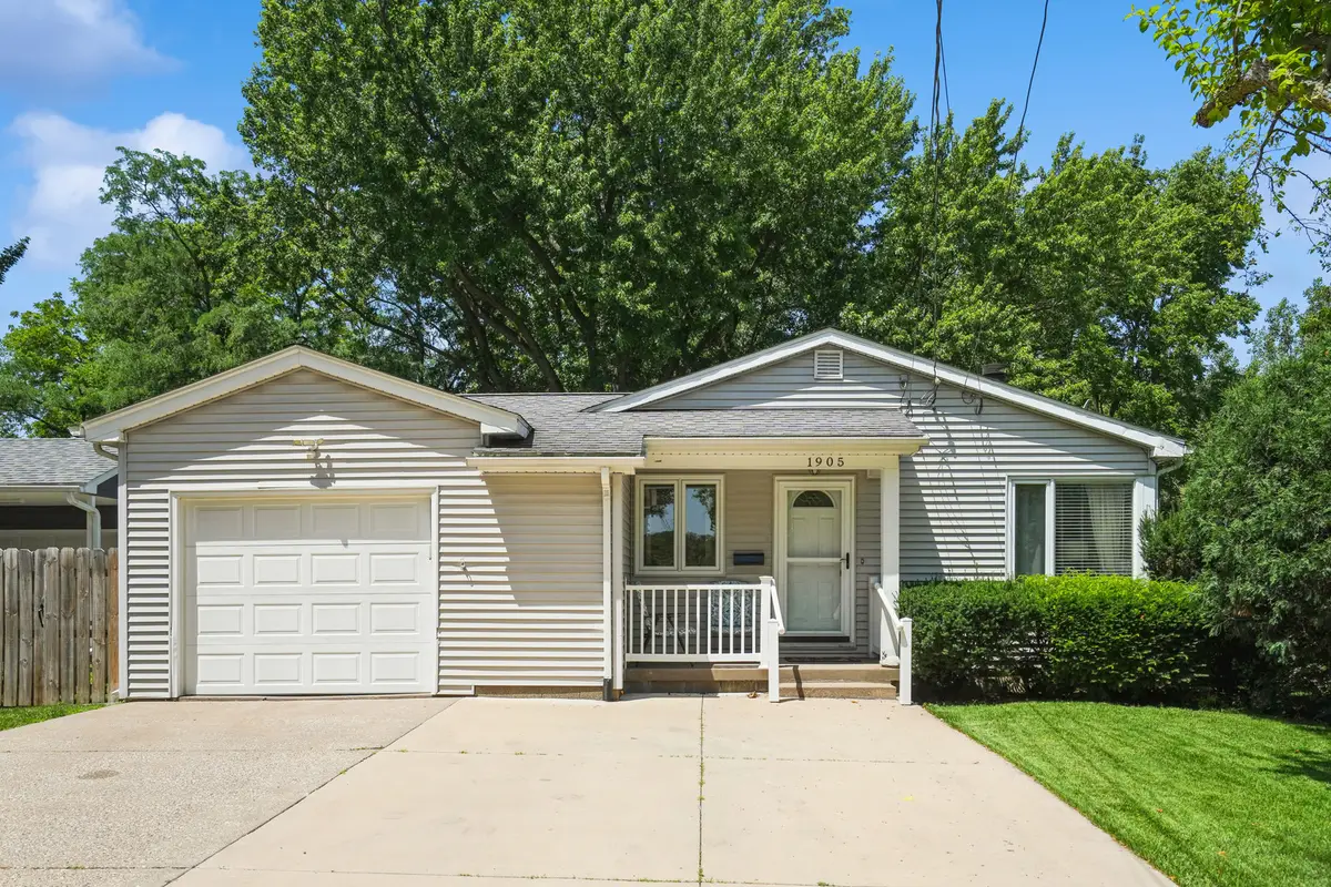 1905 4th Street A Street, East Moline, IL 61244 - #1