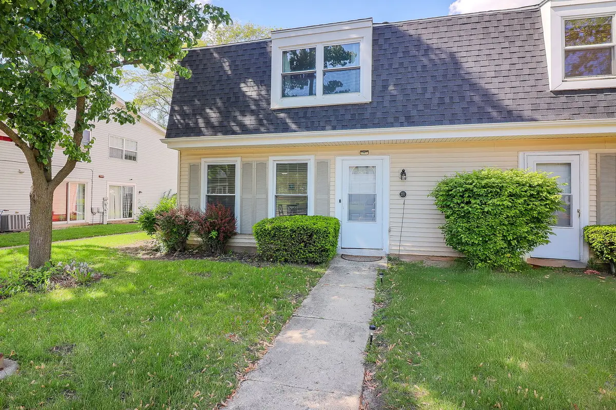 21 Fernwood Drive #21U, Bolingbrook, IL 60440 - #1