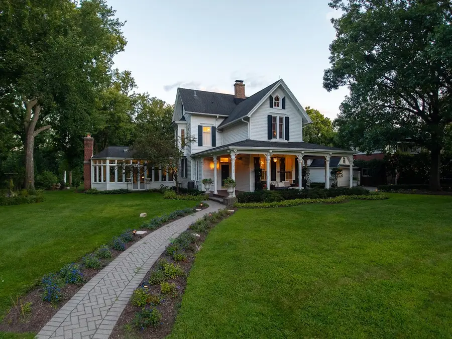201 Scottswood Road, Riverside, IL 60546 - #2