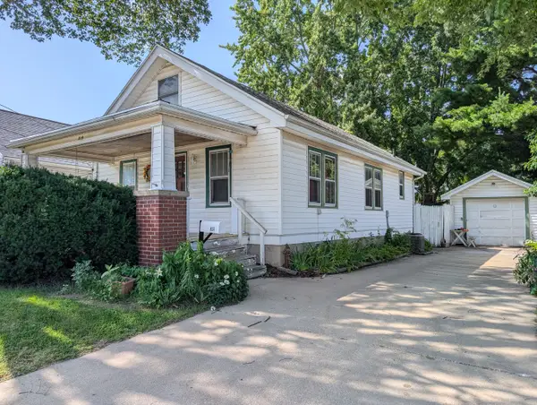 814 W Hamilton Street, Freeport, IL 61032