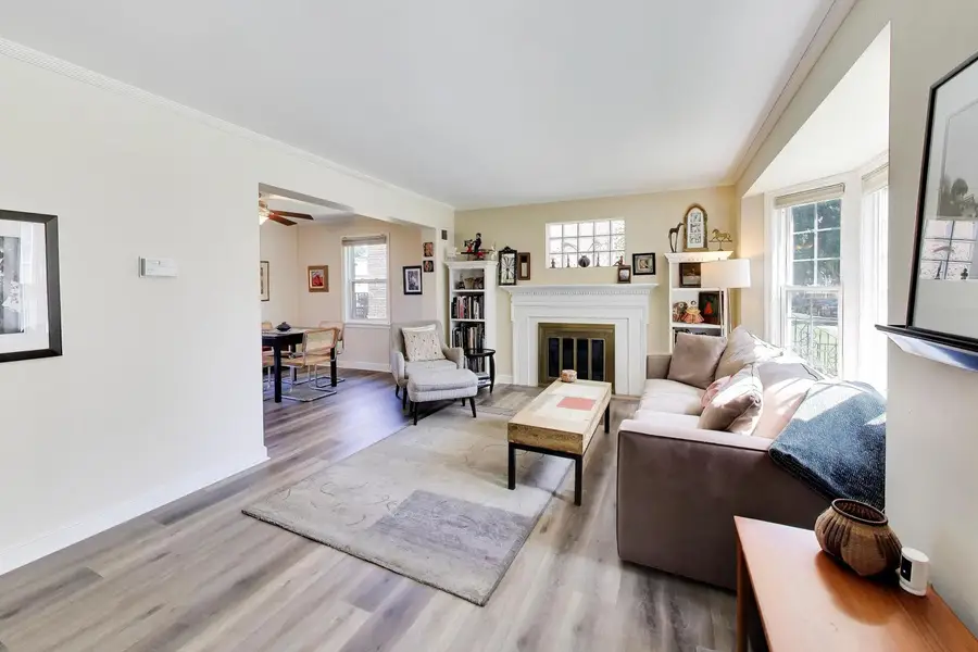 6028 N Whipple Street N, Chicago, IL 60659 - #2