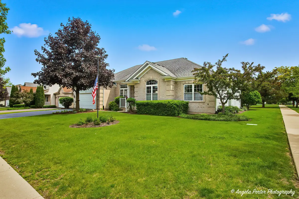 4641 4th Street, Winthrop Harbor, IL 60096 - #1