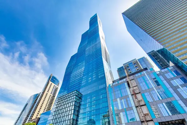 363 E Wacker Drive #4209, Chicago, IL 60601