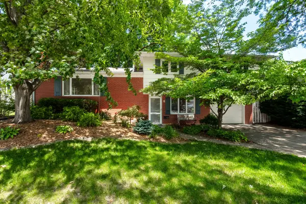 4213 35 Avenue, Moline, IL 61265