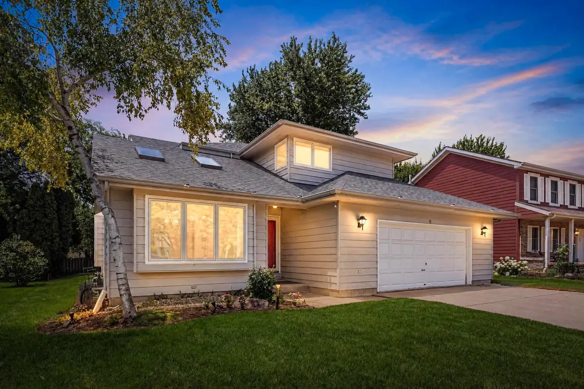 6 Spinnaker Court, Third Lake, IL 60030 - #1