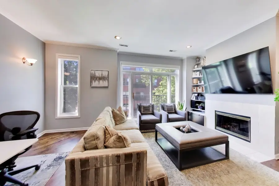 1732 W Diversey Parkway #2W, Chicago, IL 60614 - #2