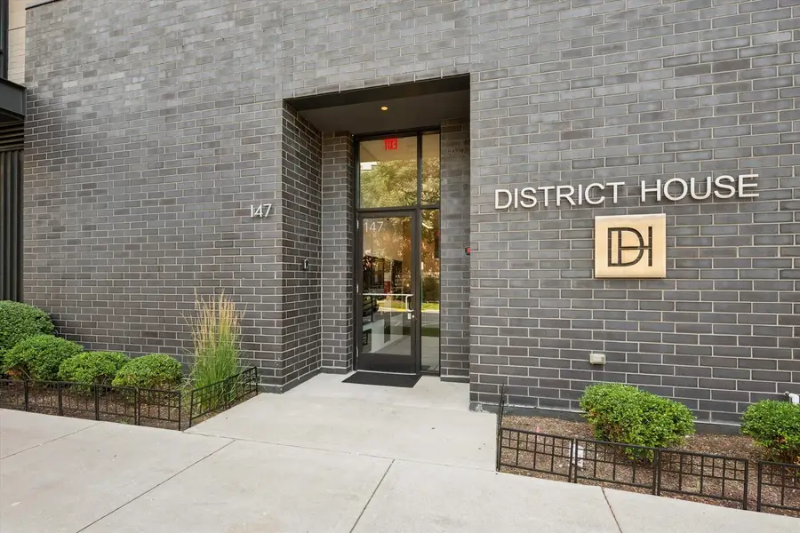 Address Withheld By Seller, Oak Park, IL 60302 - #2