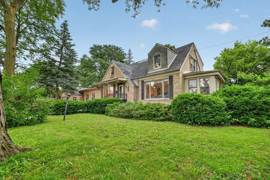 75 N 2nd Avenue, Des Plaines, IL 60016 - #2