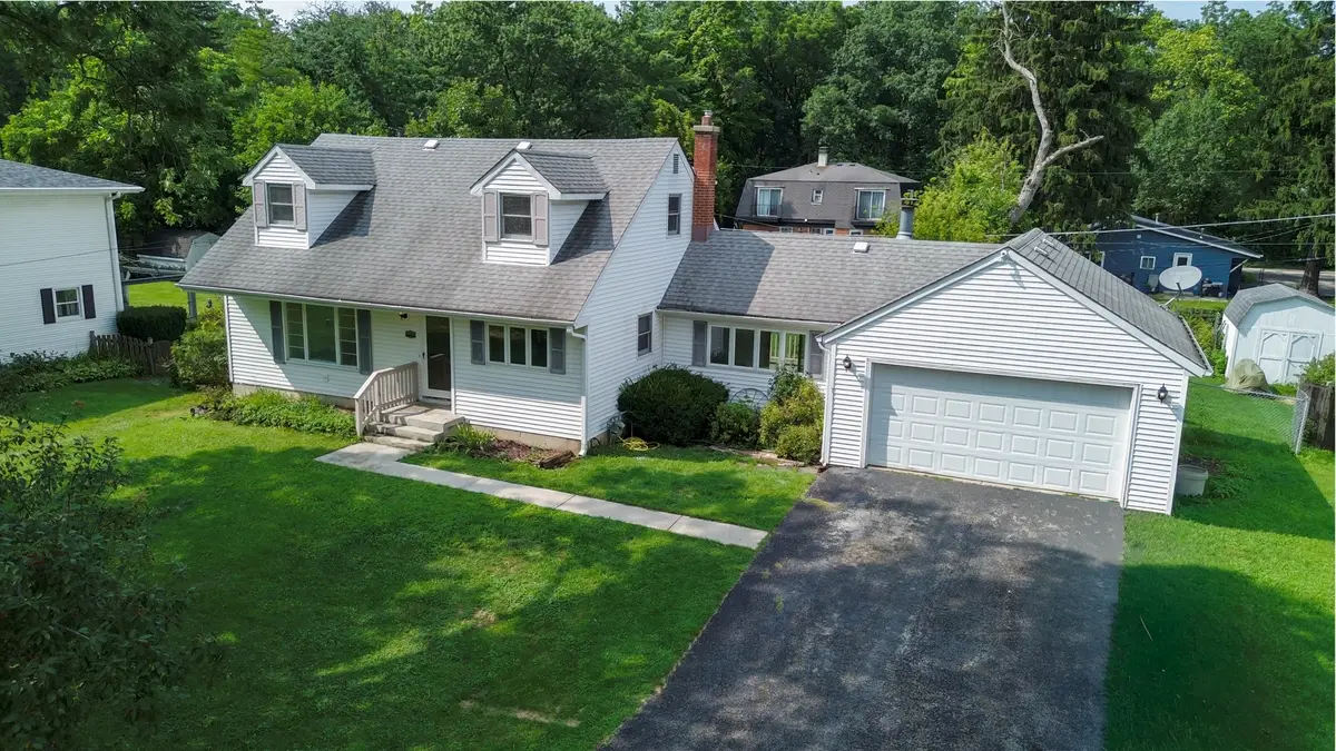 28916 W Main Street, Cary, IL 60013 - #1