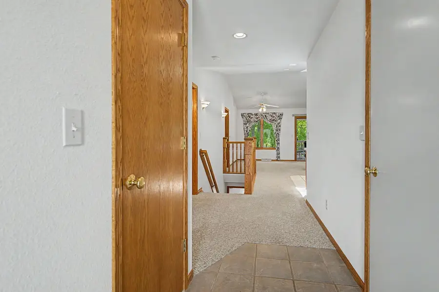 813 Shadow Bluff Drive, Galena, IL 61036 - #3