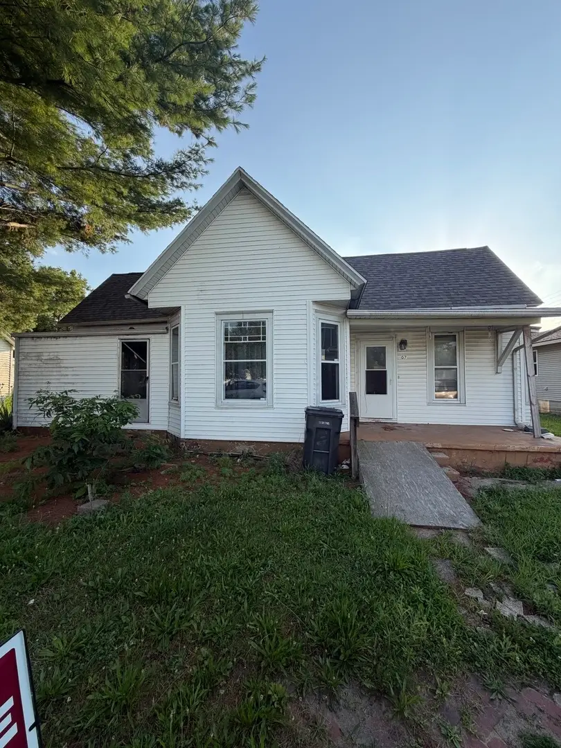 207 S Railroad Street, Lovington, IL 61937 - #3