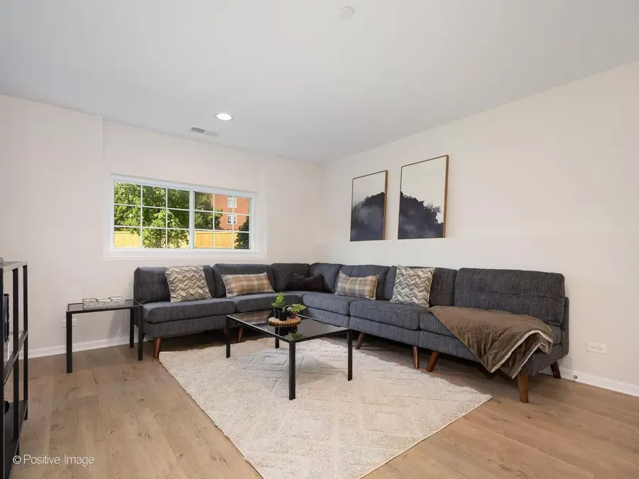 406 Concord Court, Morton Grove, IL 60053 - #2