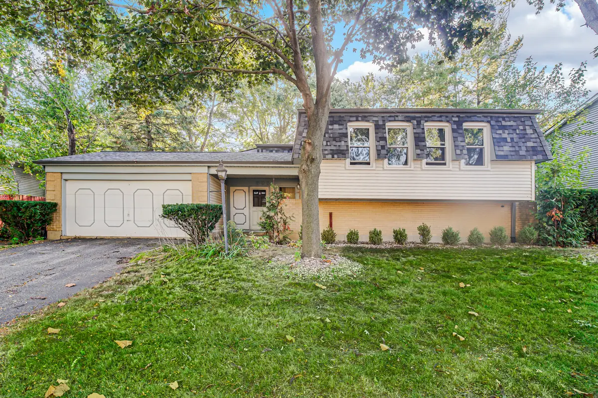 308 Pacific Drive, Bolingbrook, IL 60440 - #1