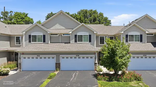 1718 Carlstedt Drive, Batavia, IL 60510