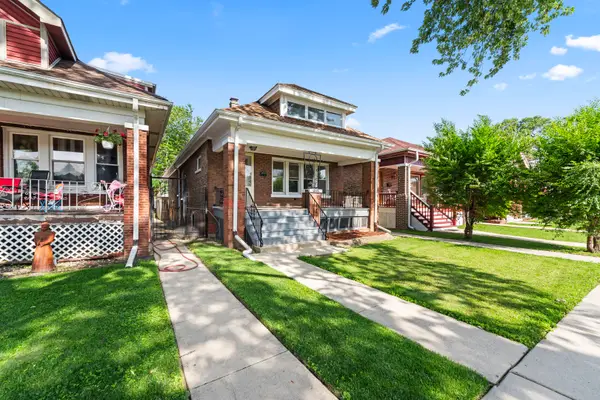 5827 S Spaulding Avenue, Chicago, IL 60629