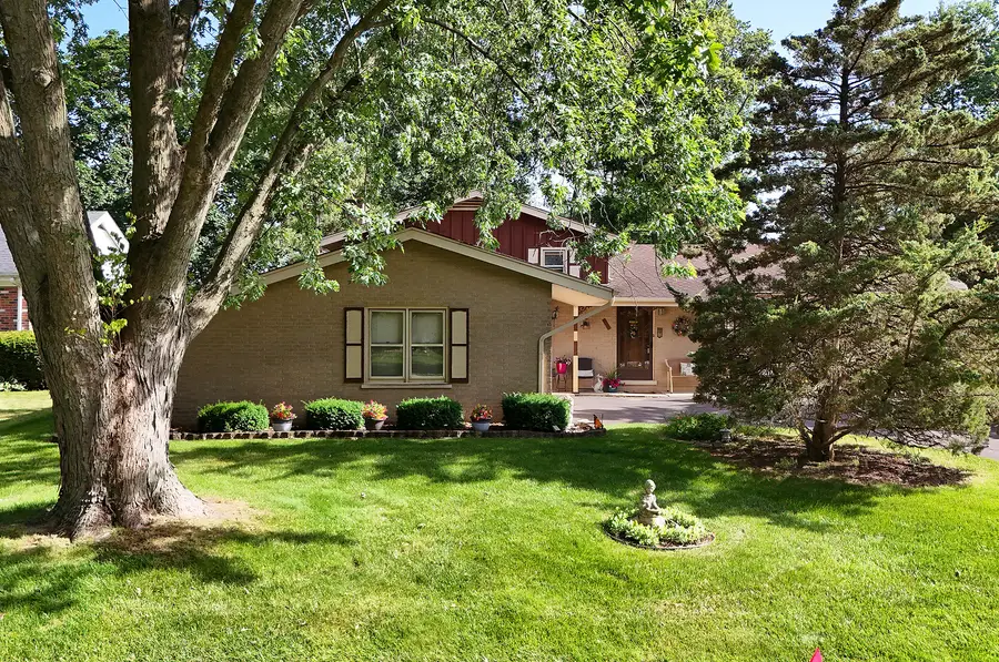 540 Meadow Avenue, Frankfort, IL 60423 - #3